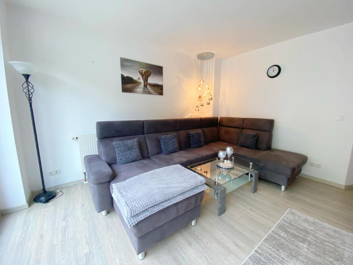 Moderne Fewo Weinberge Netflix Apartamento Zell an der Mosel Exterior foto